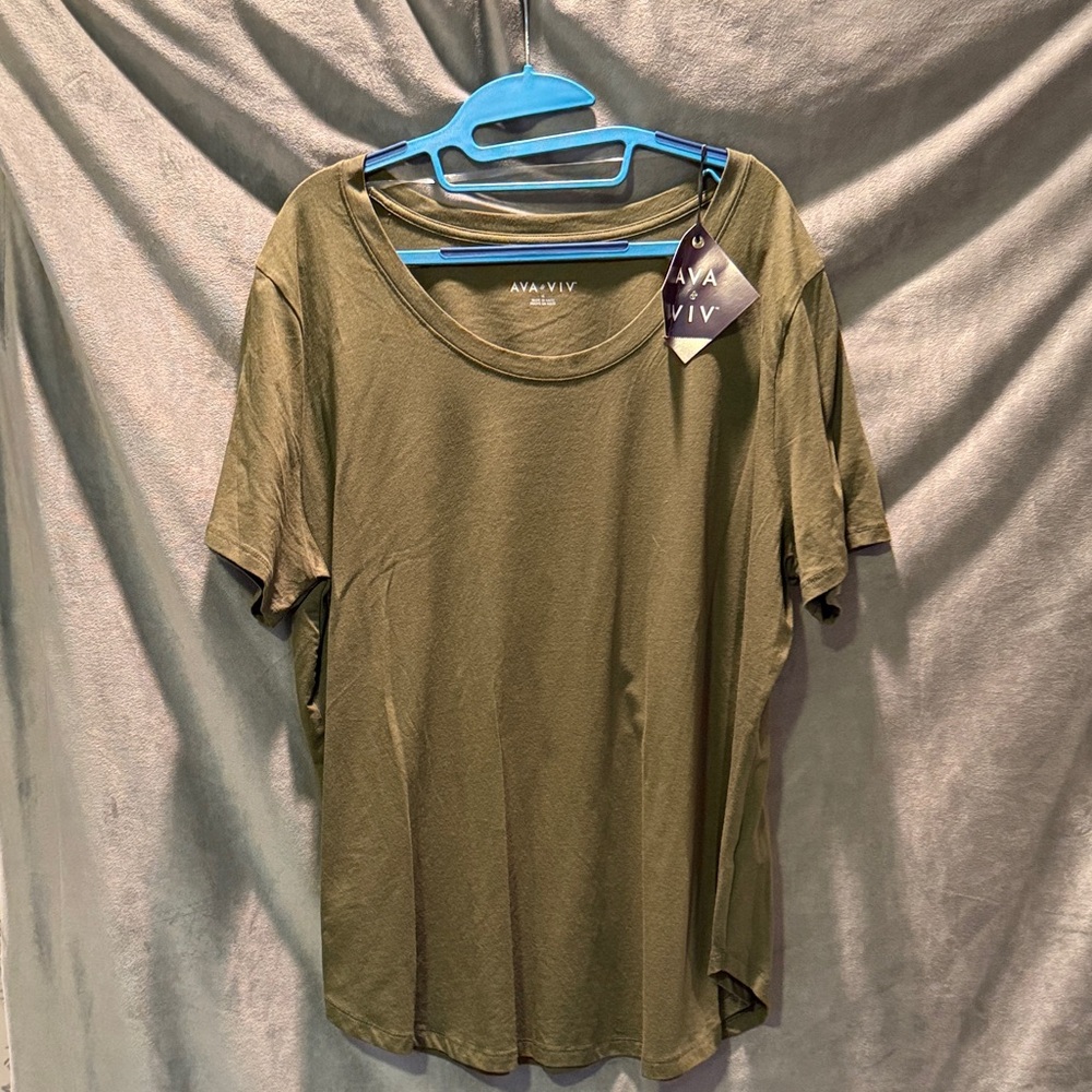 Ava & Viv Short Sleeve Women's Tee